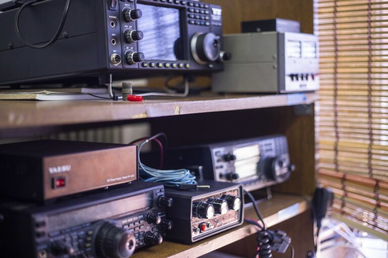 Radio stanice u prostorijama Radio kluba Novi Sad